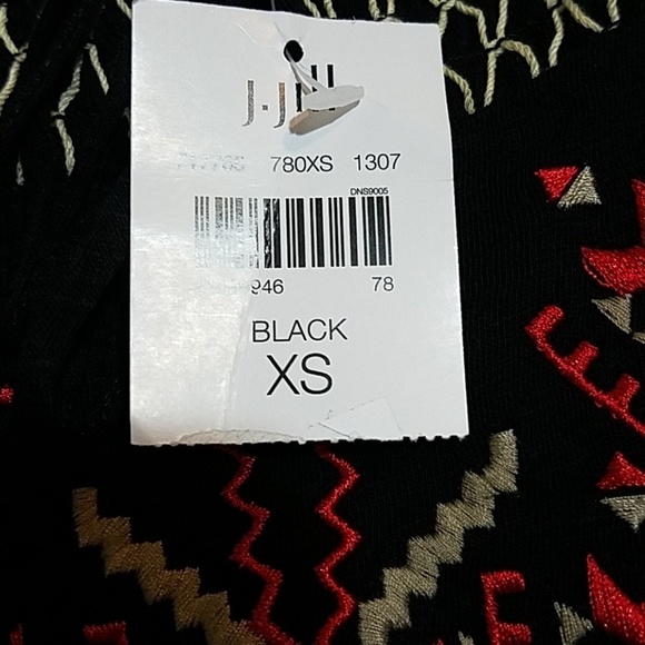 *[J.Jill] New Embroidered Tank Top‎ - Picture 5 of 6
